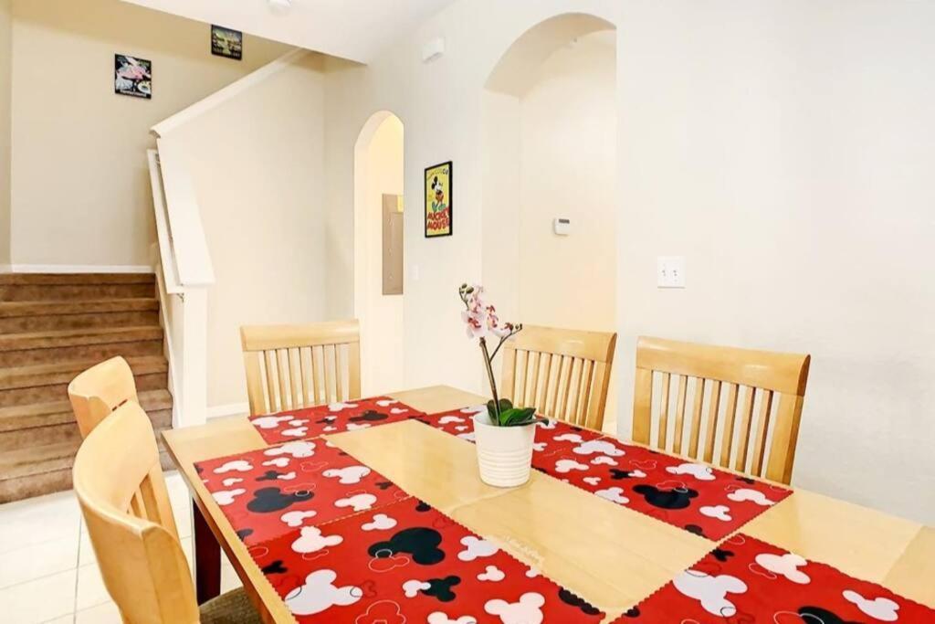 Disney Vacation Paradise - Hot Tub - Sleeps 8 올랜도 외부 사진